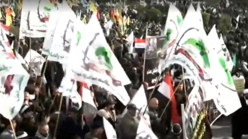 Smuteční pochod za Sulejmáního. V Bagdádu se sešel desetitisícihlavý dav